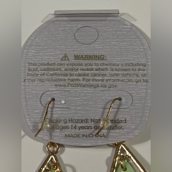 NWT Superstar Gold and Green Dangle Earrings - Picture 4 of 5